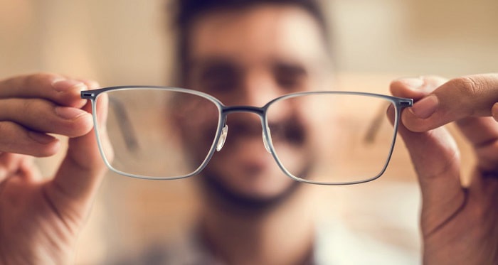 علائم نیاز به عینک