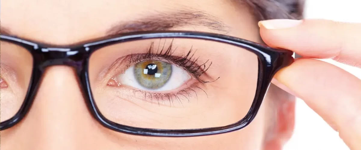 عینک طبی ضد اشعه